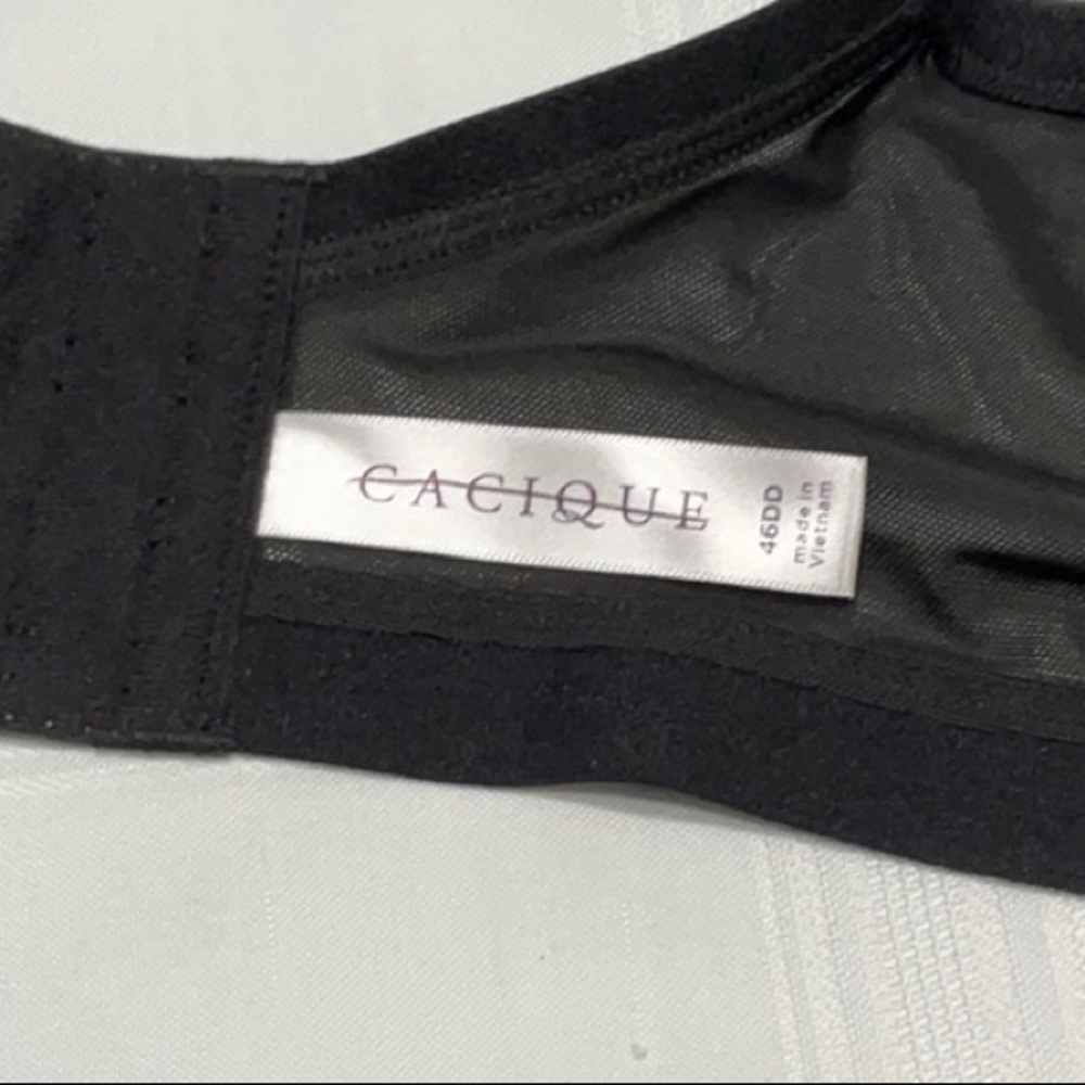 Cacique Elegant Black Lace Bralette - Picture 4 of 5